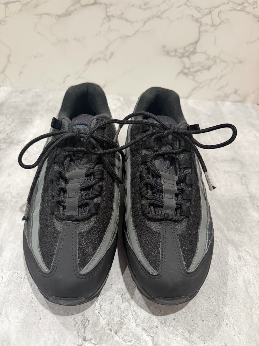 Nike Air Max 95 Black and Gray, Great condition